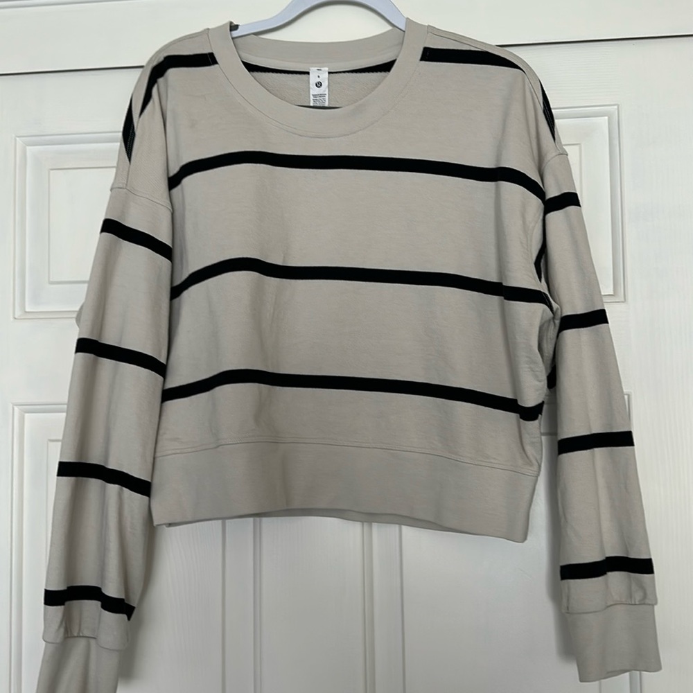 Perfectly Oversized Cropped Crew
